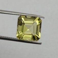 Lemon quartz 9x9mm Asscher facet 3.9 cts